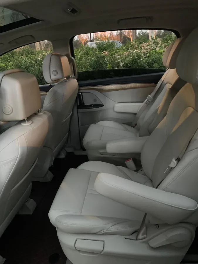 2018 Buick GL8 2.0T 260HP L4 6AT,autocango,china used car exporter,china ev exporter,chinese used car exporter,chinese used ev exporter