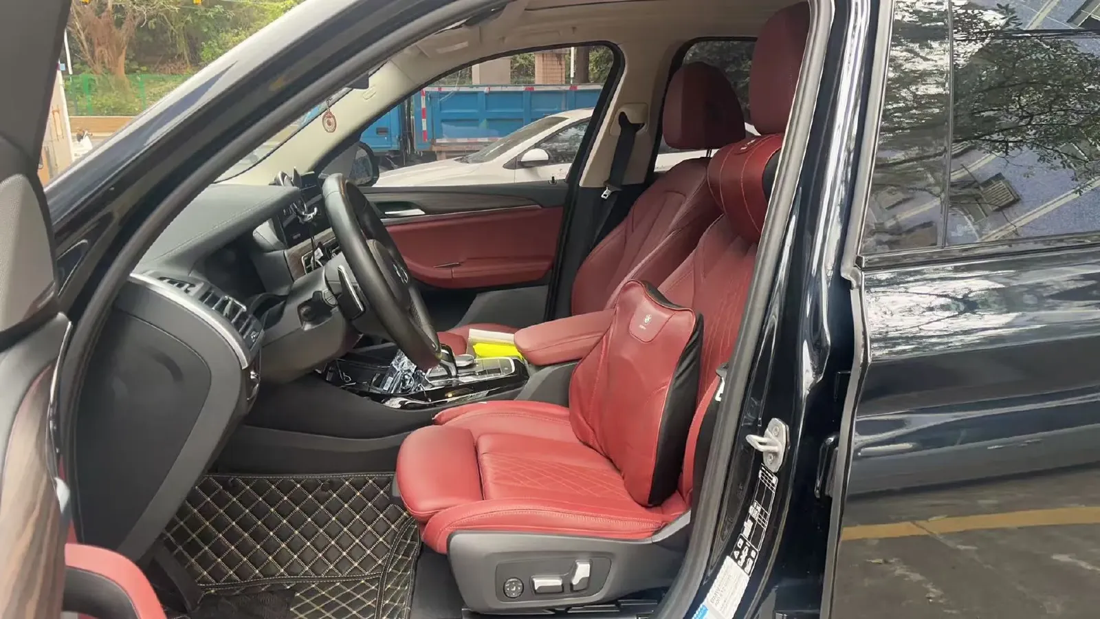 2023 BMW X3 2.0T 245HP L4 8AT,autocango,china used car exporter,china ev exporter,chinese used car exporter,chinese used ev exporter