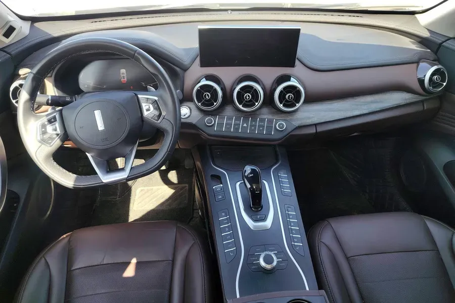 2020 WEY VV7 2.0T 227HP L4 7DCT PHEV,autocango,china used car exporter,china ev exporter,chinese used car exporter,chinese used ev exporter