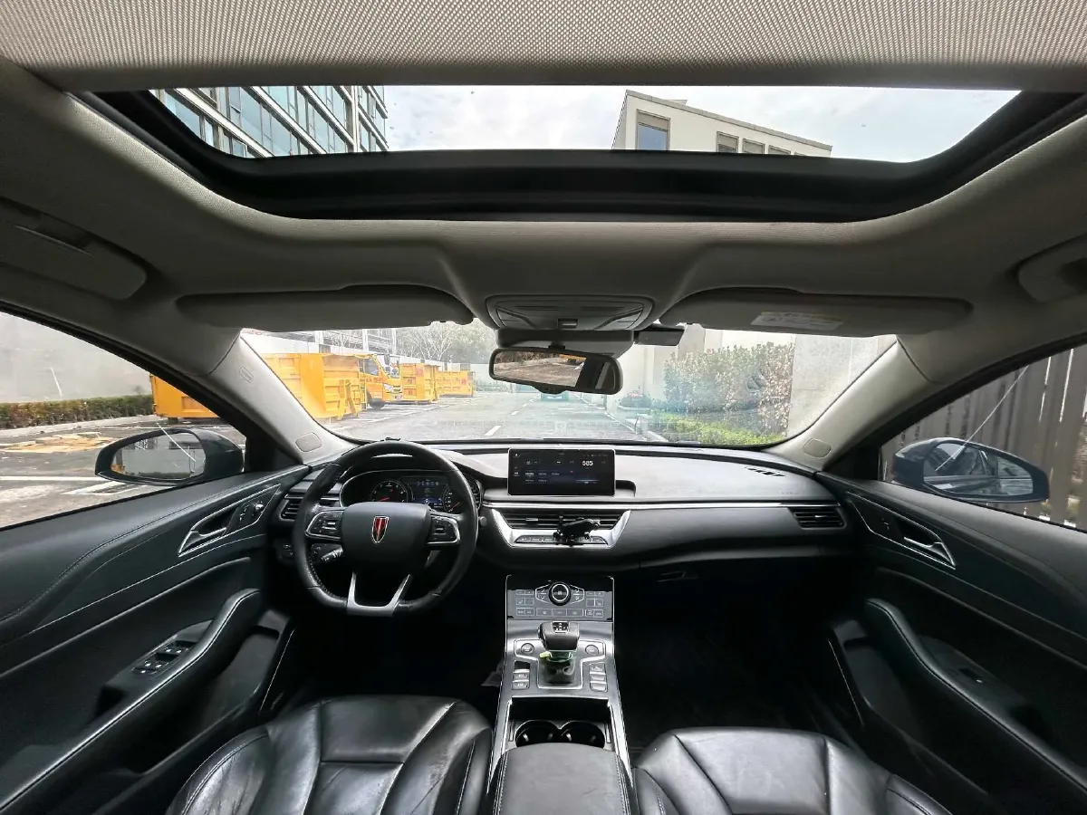 2020 HongQi H5 1.8T 197HP L4 6AT,autocango,china used car exporter,china ev exporter,chinese used car exporter,chinese used ev exporter