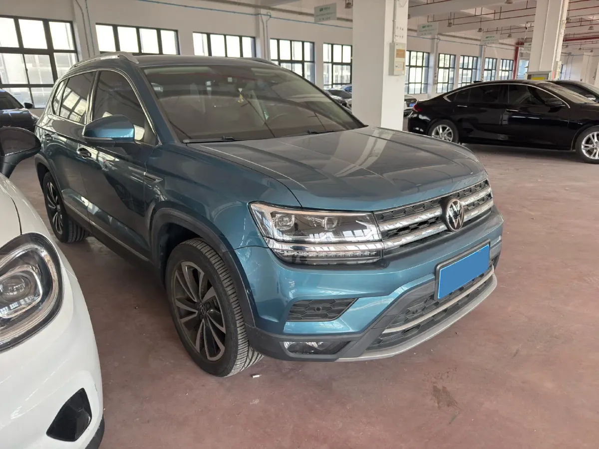 2022 Volkswagen Tharu 2.0T 186HP L4 7DCT,autocango,china used car exporter,china ev exporter,chinese used car exporter,chinese used ev exporter