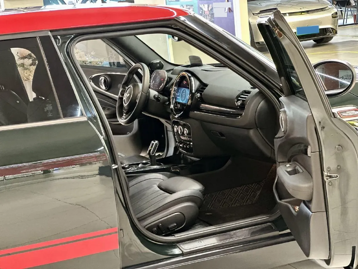 2023 MINI JCW CLUBMAN 2.0T 272HP L4 8AT,autocango,china used car exporter,china ev exporter,chinese used car exporter,chinese used ev exporter