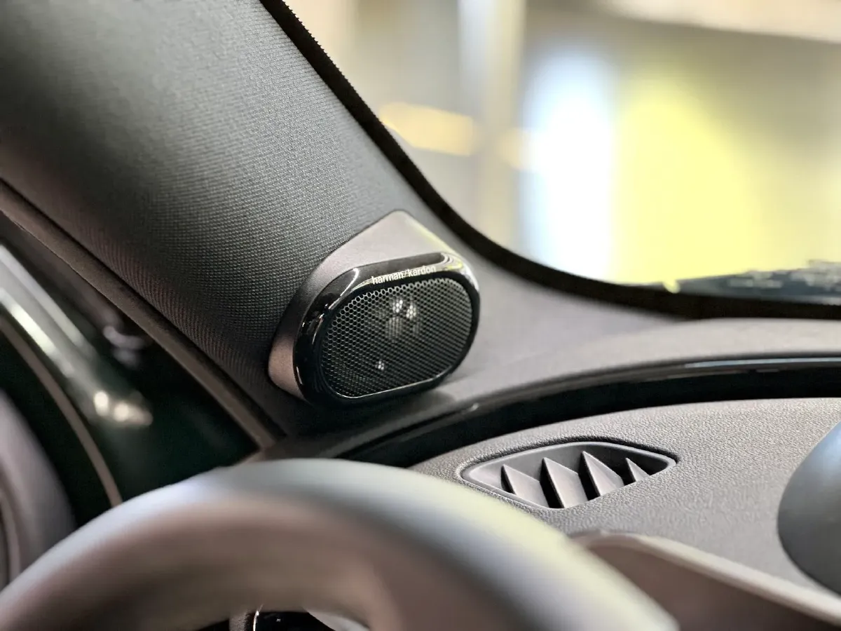 2023 MINI JCW CLUBMAN 2.0T 272HP L4 8AT,autocango,china used car exporter,china ev exporter,chinese used car exporter,chinese used ev exporter