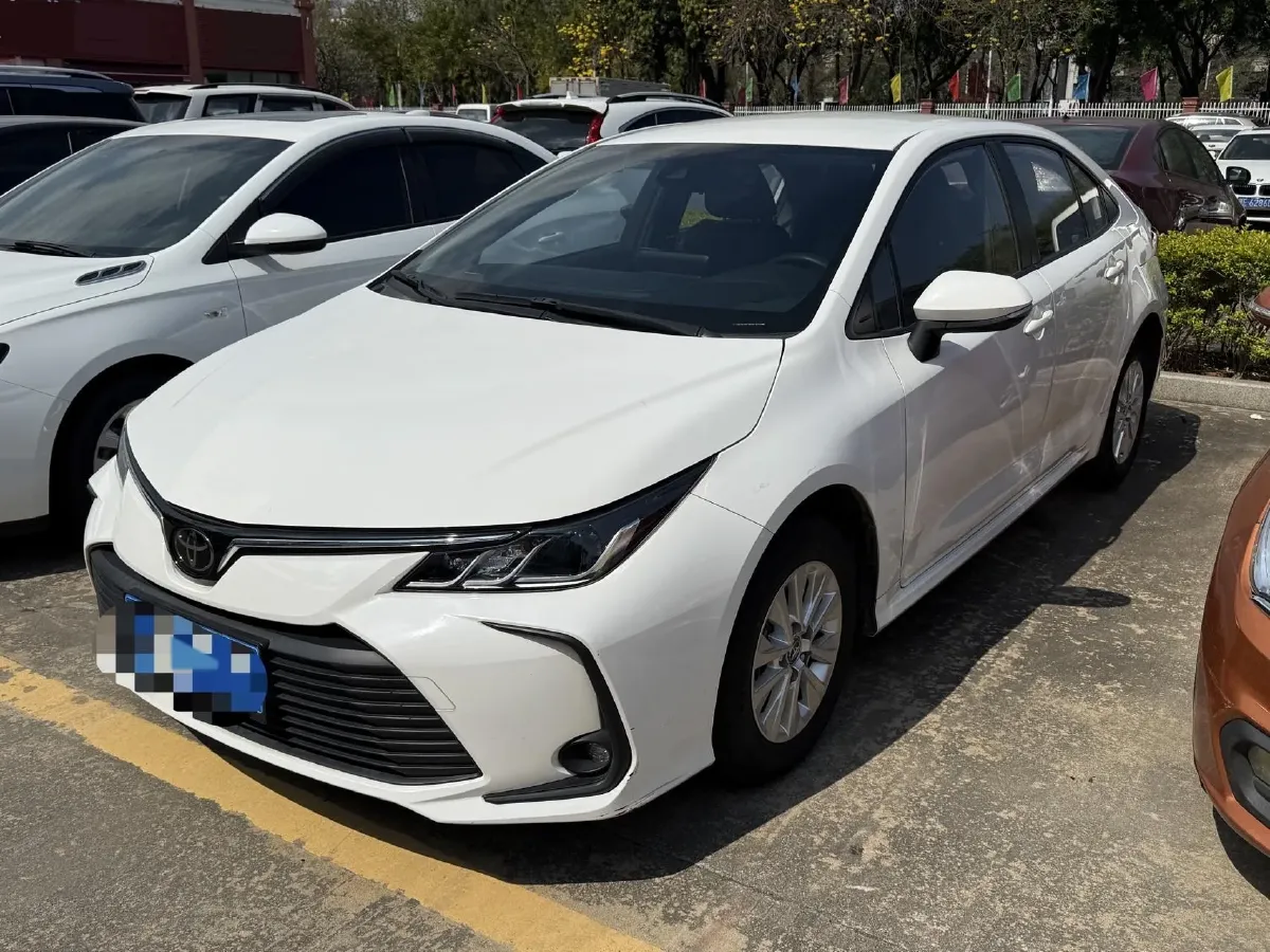 2021 Toyota Corolla 1.2T 116HP L4 CVT,autocango,china used car exporter,china ev exporter,chinese used car exporter,chinese used ev exporter