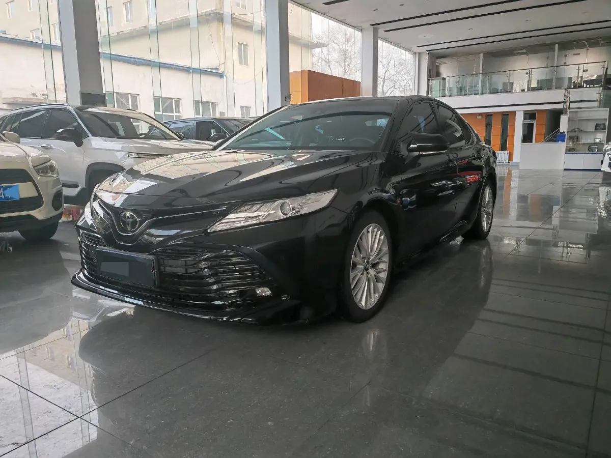 2019 Toyota Camry 2.5L 209HP L4 8AT,autocango,china used car exporter,china ev exporter,chinese used car exporter,chinese used ev exporter