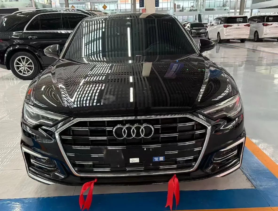 2023 Audi A6L 2.0T 190HP L4 7DCT,autocango,china used car exporter,china ev exporter,chinese used car exporter,chinese used ev exporter