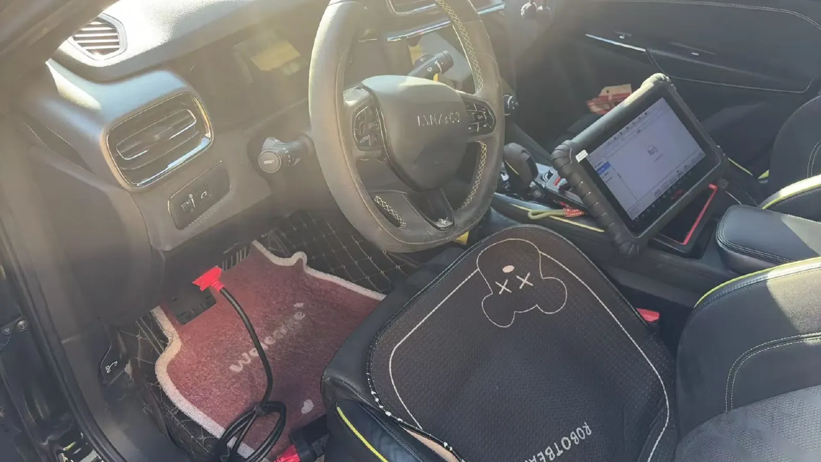 2021 LYNK&CO 03 2.0T 254HP L4 8AT,autocango,china used car exporter,china ev exporter,chinese used car exporter,chinese used ev exporter