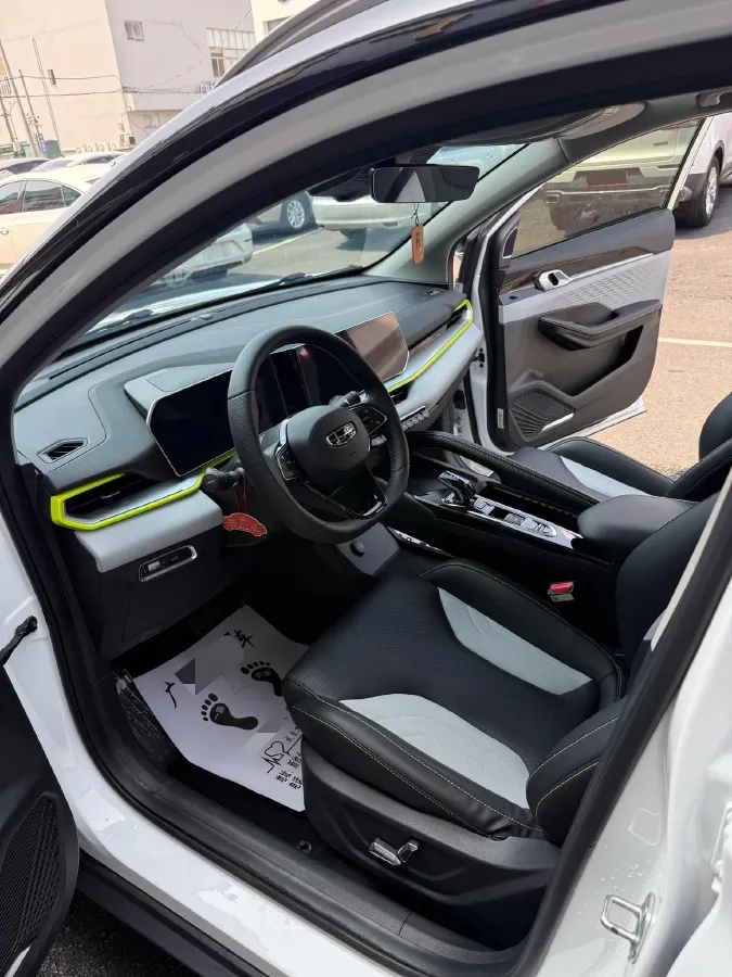 2022 Geely Coolray 1.5T 181HP L4 7DCT,autocango,china used car exporter,china ev exporter,chinese used car exporter,chinese used ev exporter