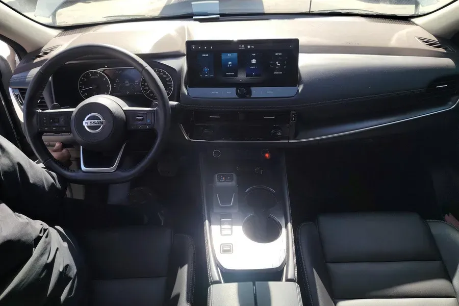 2021 Nissan X-Trail 1.5T 204HP L3 CVT,autocango,china used car exporter,china ev exporter,chinese used car exporter,chinese used ev exporter