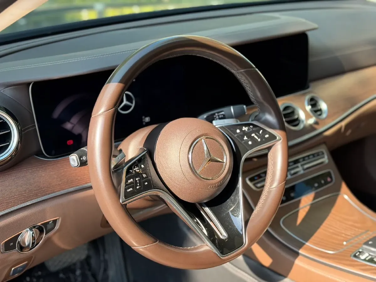 2023 Mercedes-Benz E Class 2.0T 258HP L4 9AT,autocango,china used car exporter,china ev exporter,chinese used car exporter,chinese used ev exporter