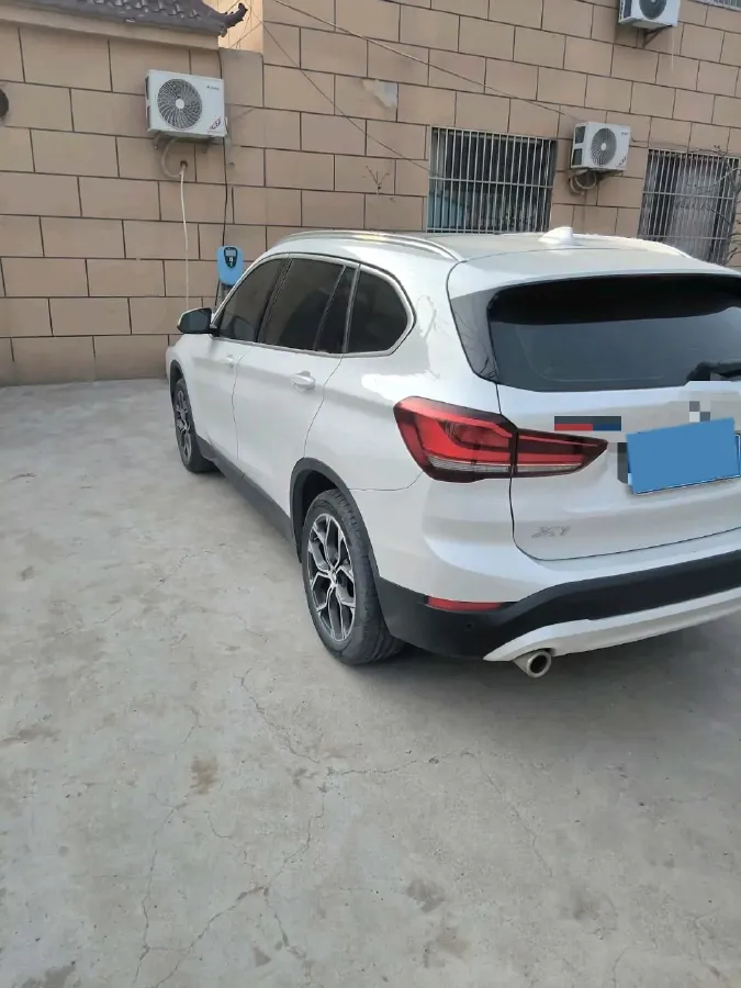 2021 BMW X1 2.0T 192HP L4 7DCT,autocango,china used car exporter,china ev exporter,chinese used car exporter,chinese used ev exporter