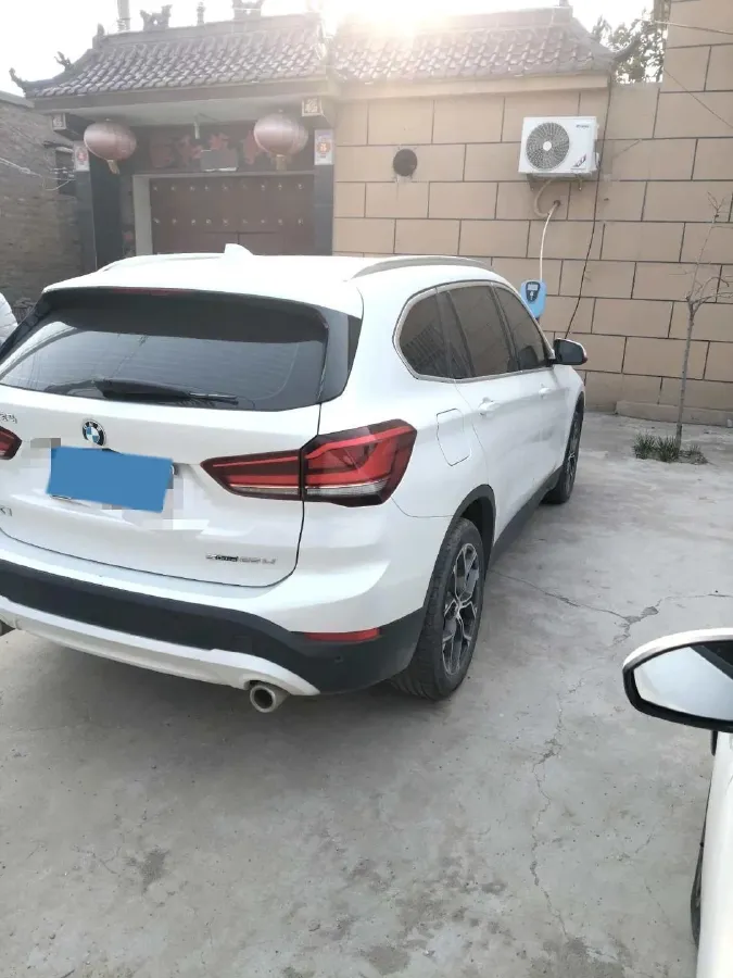 2021 BMW X1 2.0T 192HP L4 7DCT,autocango,china used car exporter,china ev exporter,chinese used car exporter,chinese used ev exporter