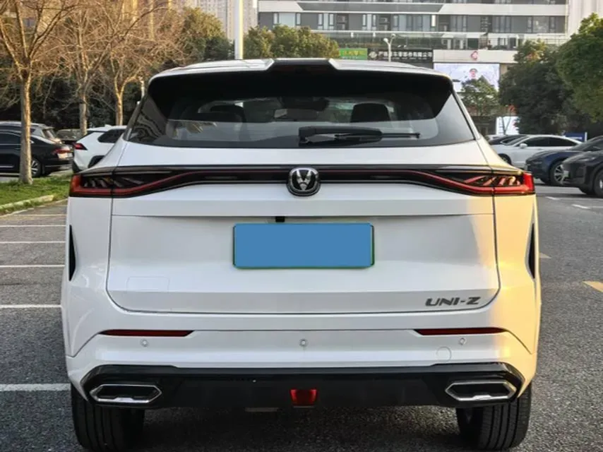 2024 ChangAn UNI-Z 1.5L 98HP L4 E-CVT PHEV 18.4KWH,autocango,china used car exporter,china ev exporter,chinese used car exporter,chinese used ev exporter
