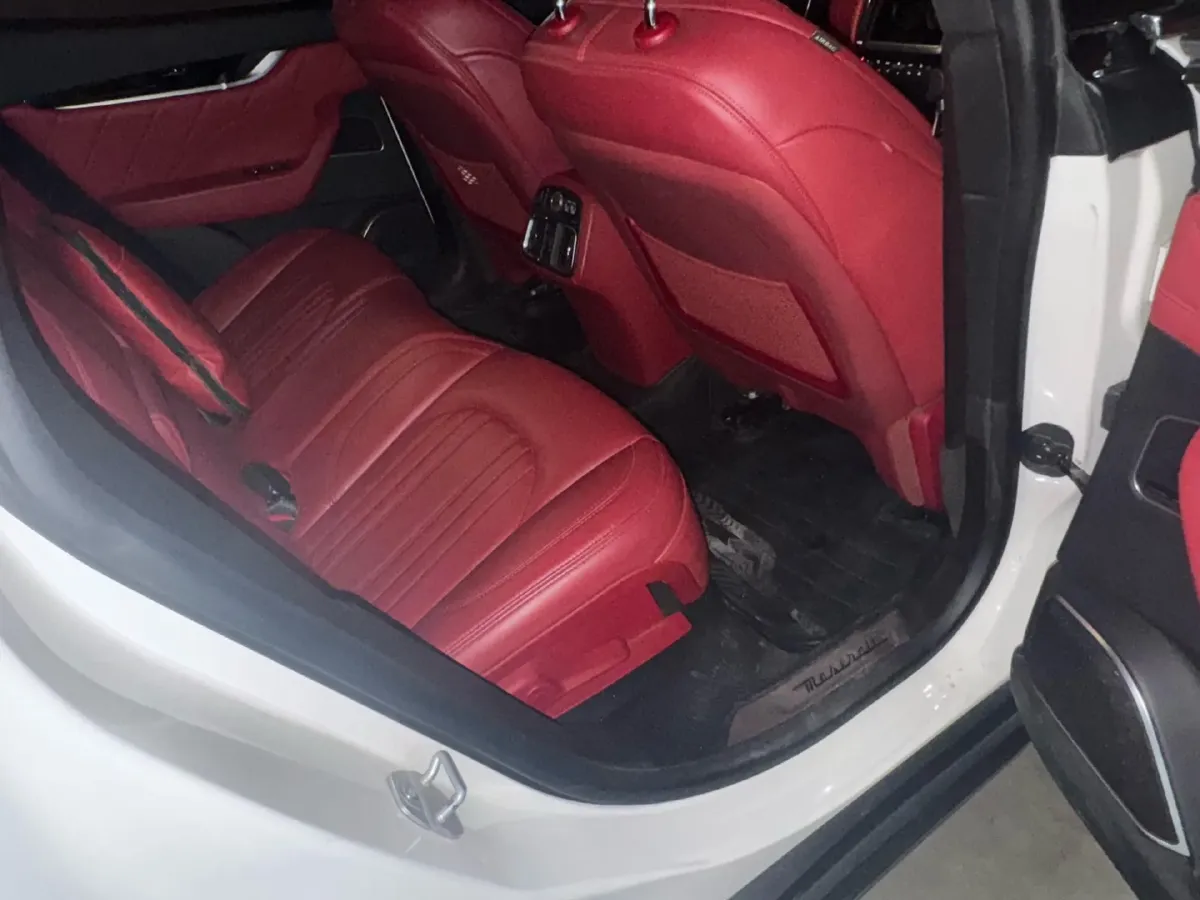 2021 Maserati Levante 3.0T 350HP V6 8AT,autocango,china used car exporter,china ev exporter,chinese used car exporter,chinese used ev exporter