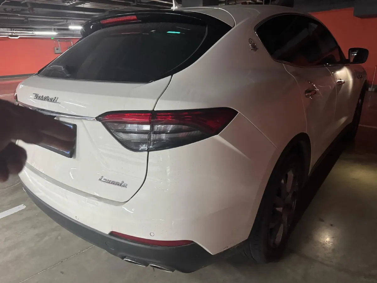 2021 Maserati Levante 3.0T 350HP V6 8AT,autocango,china used car exporter,china ev exporter,chinese used car exporter,chinese used ev exporter
