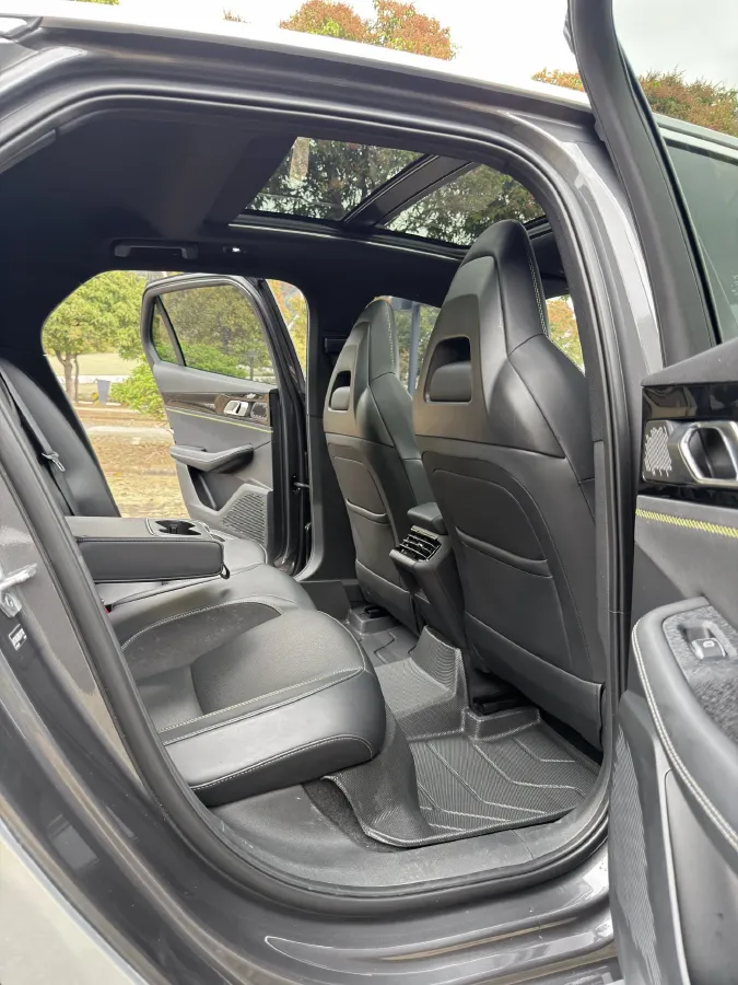 2025 LYNK&CO 03 1.5T 181HP L4 7DCT,autocango,china used car exporter,china ev exporter,chinese used car exporter,chinese used ev exporter