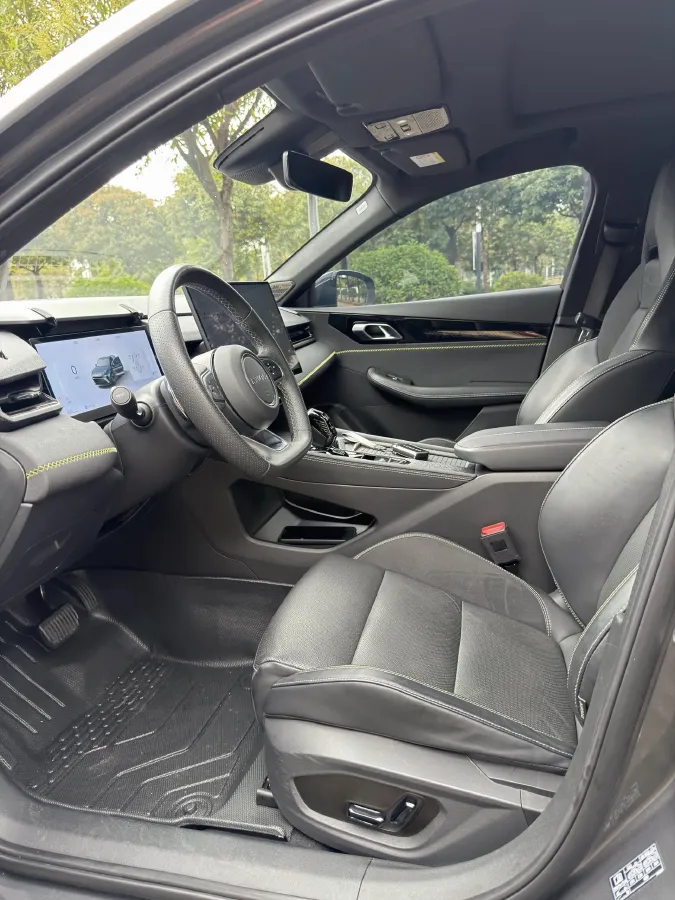 2025 LYNK&CO 03 1.5T 181HP L4 7DCT,autocango,china used car exporter,china ev exporter,chinese used car exporter,chinese used ev exporter