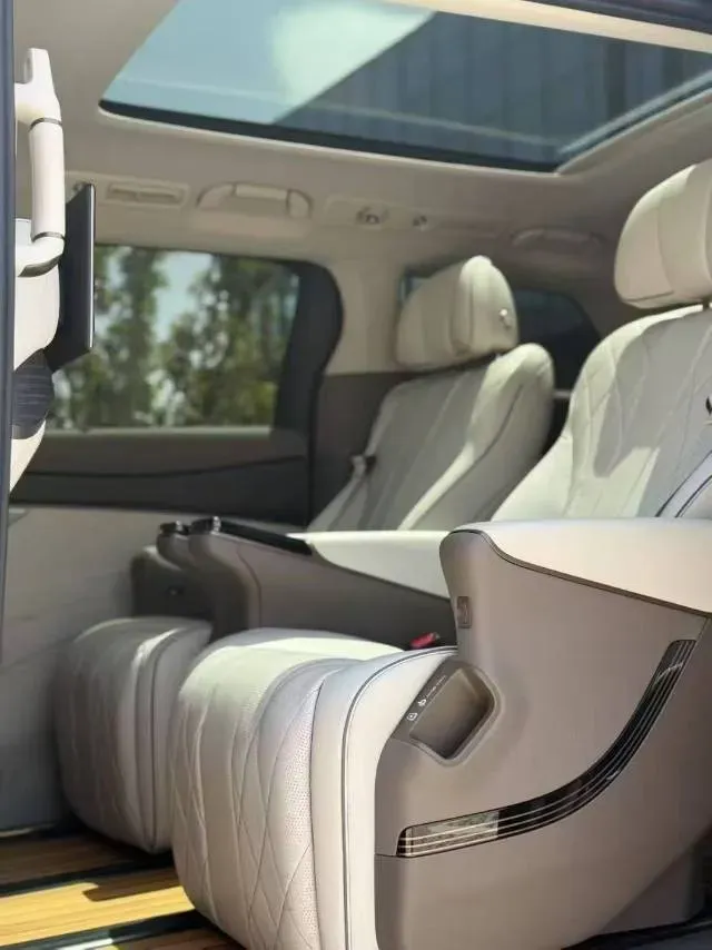 2024 Denza D9 1.5T 139HP L4 E-CVT PHEV 40KWH,autocango,china used car exporter,china ev exporter,chinese used car exporter,chinese used ev exporter