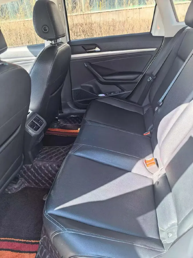 2022 BeiJing Auto X7 1.5T 188HP L4 7DCT,autocango,china used car exporter,china ev exporter,chinese used car exporter,chinese used ev exporter