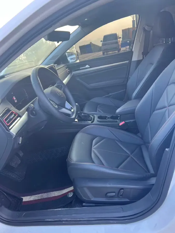 2024 Volkswagen Lavida 1.5T 160HP L4 7DCT,autocango,china used car exporter,china ev exporter,chinese used car exporter,chinese used ev exporter