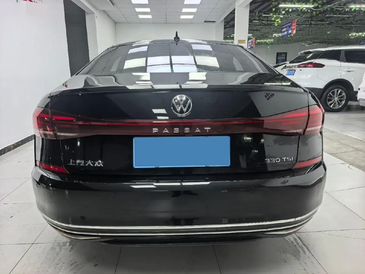 2023 Volkswagen Passat 2.0T 186HP L4 7DCT,autocango,china used car exporter,china ev exporter,chinese used car exporter,chinese used ev exporter