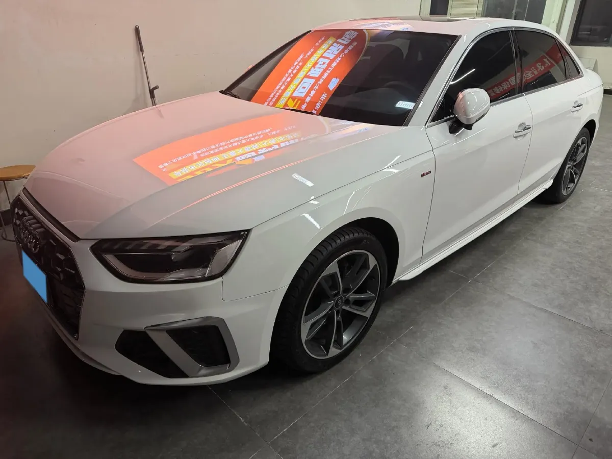 2023 Audi A4L 2.0T 190HP L4 7DCT,autocango,china used car exporter,china ev exporter,chinese used car exporter,chinese used ev exporter