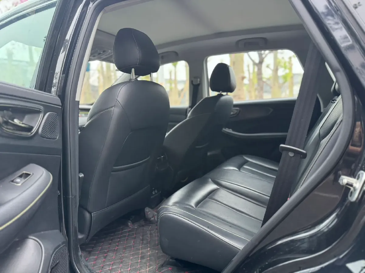 2023 Roewe RX5 1.5T 181HP L4 7DCT,autocango,china used car exporter,china ev exporter,chinese used car exporter,chinese used ev exporter