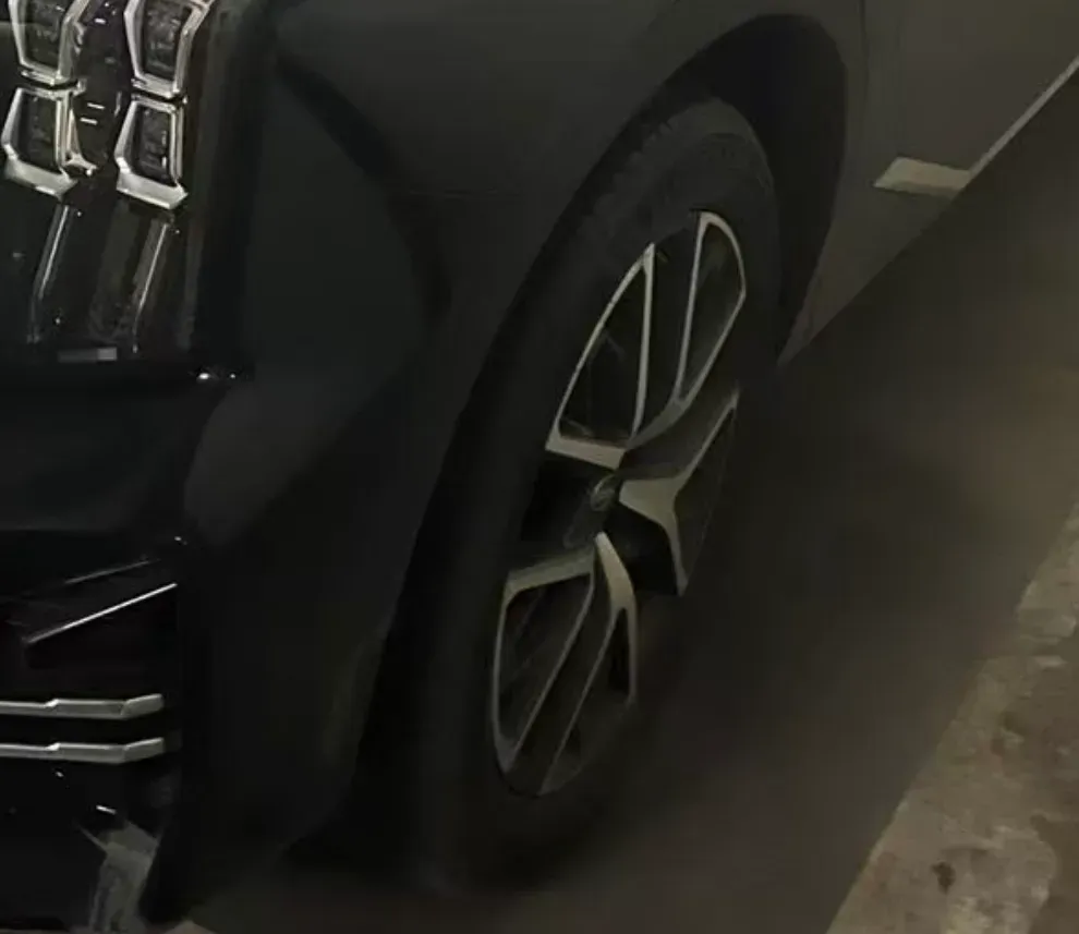 2024 GAC Trumpchi GS8 2.0T 252HP L4 8AT,autocango,china used car exporter,china ev exporter,chinese used car exporter,chinese used ev exporter