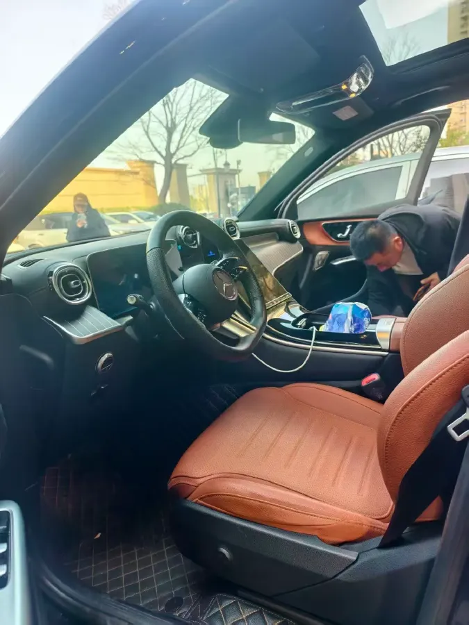 2024 Mercedes-Benz GLC Class 2.0T 204HP L4 9AT,autocango,china used car exporter,china ev exporter,chinese used car exporter,chinese used ev exporter