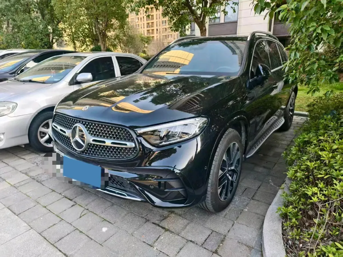 2024 Mercedes-Benz GLC Class 2.0T 204HP L4 9AT,autocango,china used car exporter,china ev exporter,chinese used car exporter,chinese used ev exporter