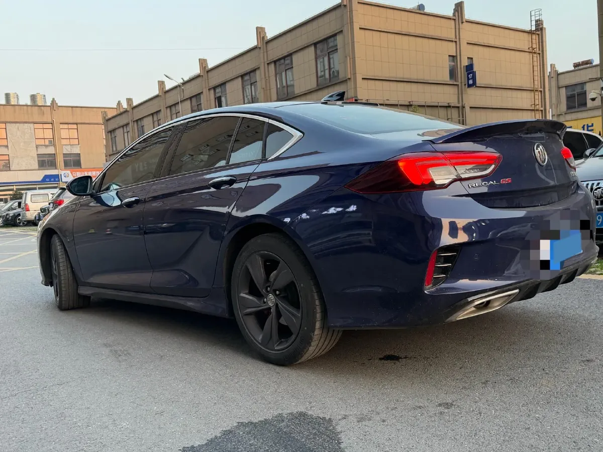 2020 Buick Regal 2.0T 237HP L4 9AT,autocango,china used car exporter,china ev exporter,chinese used car exporter,chinese used ev exporter