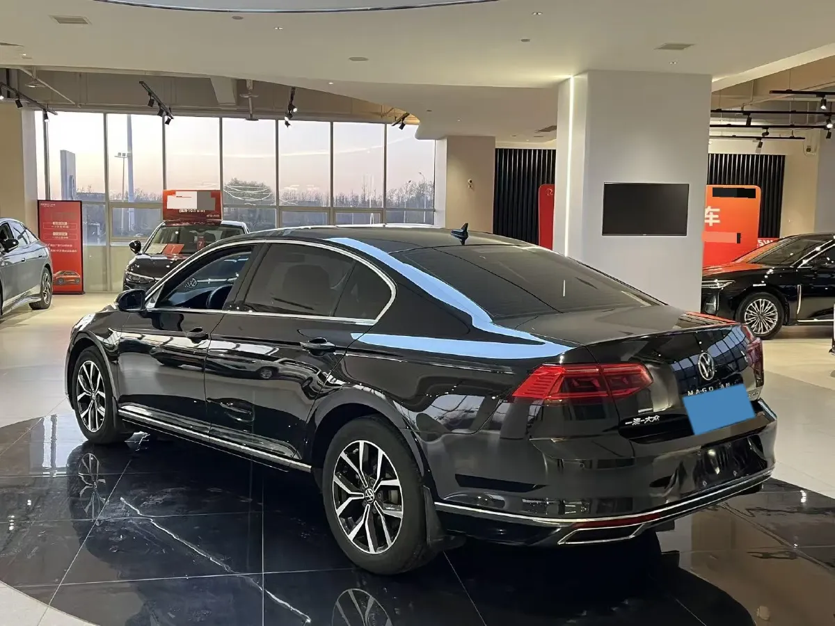 2020 Volkswagen Magotan 2.0T 186HP L4 7DCT,autocango,china used car exporter,china ev exporter,chinese used car exporter,chinese used ev exporter