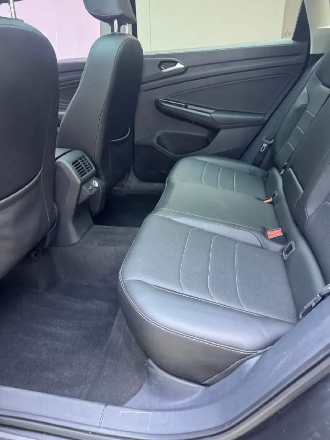 2022 Jetta VS7 1.4T 150HP L4 6AT,autocango,china used car exporter,china ev exporter,chinese used car exporter,chinese used ev exporter