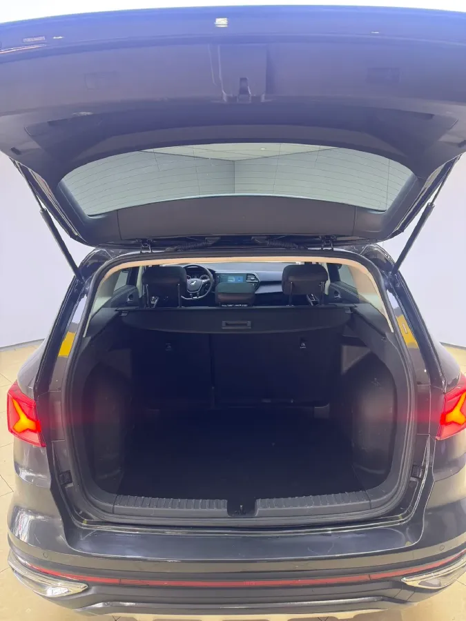 2022 Jetta VS7 1.4T 150HP L4 6AT,autocango,china used car exporter,china ev exporter,chinese used car exporter,chinese used ev exporter