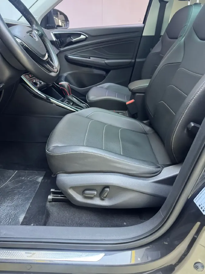 2022 Jetta VS7 1.4T 150HP L4 6AT,autocango,china used car exporter,china ev exporter,chinese used car exporter,chinese used ev exporter