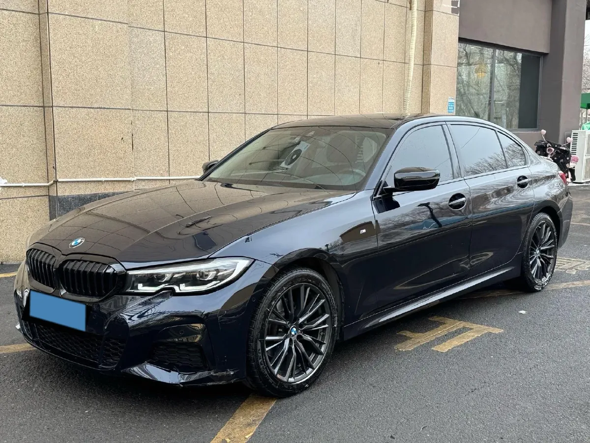 2022 BMW 3 Series 2.0T 184HP L4 8AT,autocango,china used car exporter,china ev exporter,chinese used car exporter,chinese used ev exporter