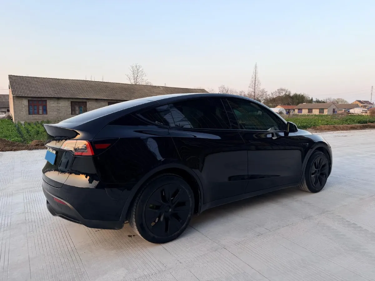 2022 Tesla Model Y BEV 60KWH,autocango,china used car exporter,china ev exporter,chinese used car exporter,chinese used ev exporter