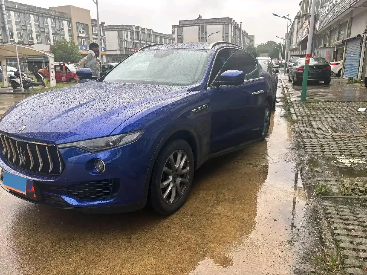 2019 Maserati Levante 3.0T 350HP V6 8AT,autocango,china used car exporter,china ev exporter,chinese used car exporter,chinese used ev exporter
