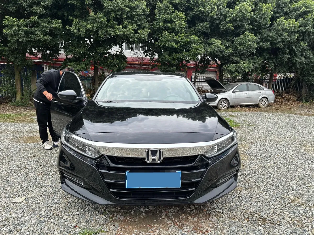 2018 Honda Accord 1.5T 194HP L4 CVT,autocango,china used car exporter,china ev exporter,chinese used car exporter,chinese used ev exporter