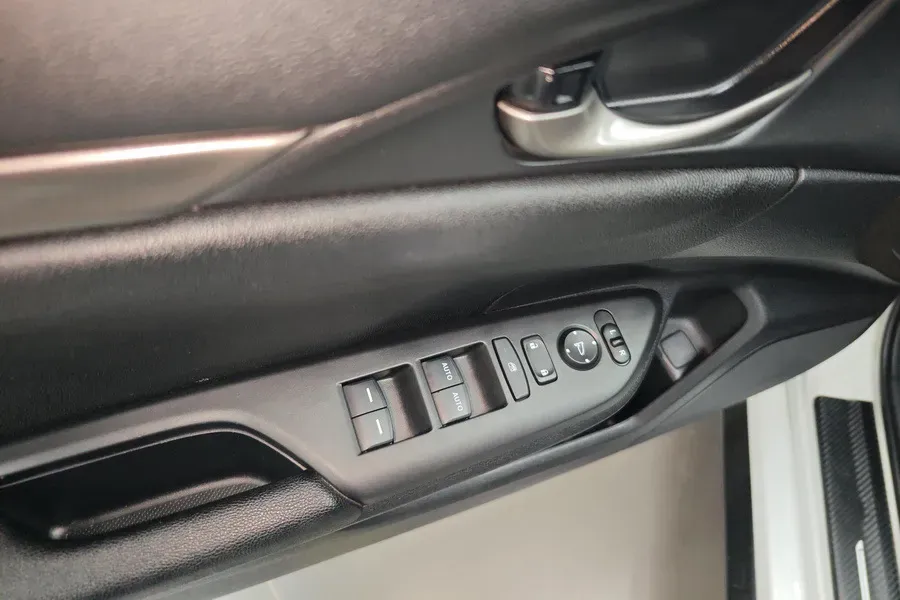 2021 Honda Civic 1.5T 177HP L4 CVT,autocango,china used car exporter,china ev exporter,chinese used car exporter,chinese used ev exporter