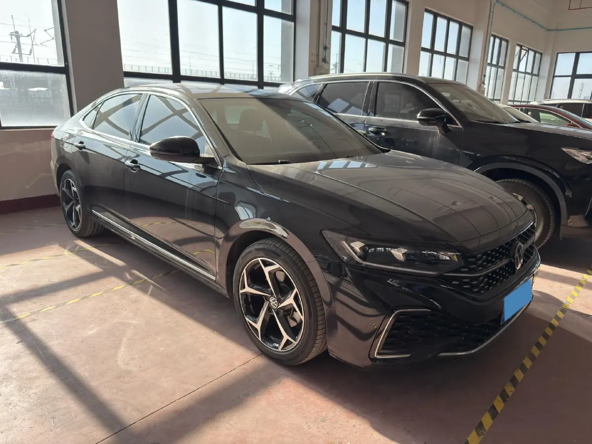 2023 Volkswagen Passat 2.0T 186HP L4 7DCT,autocango,china used car exporter,china ev exporter,chinese used car exporter,chinese used ev exporter