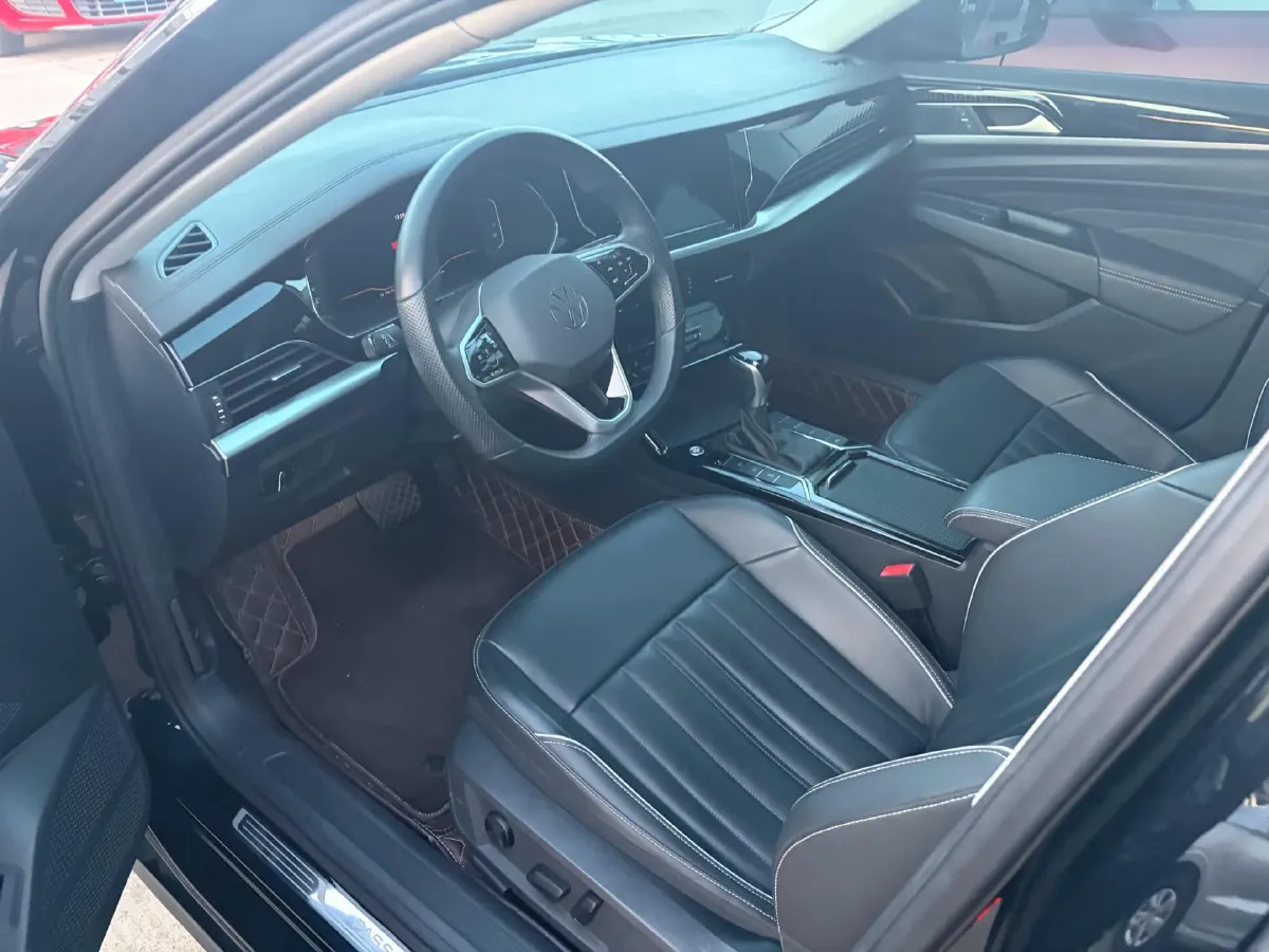 2023 Volkswagen Passat 2.0T 186HP L4 7DCT,autocango,china used car exporter,china ev exporter,chinese used car exporter,chinese used ev exporter