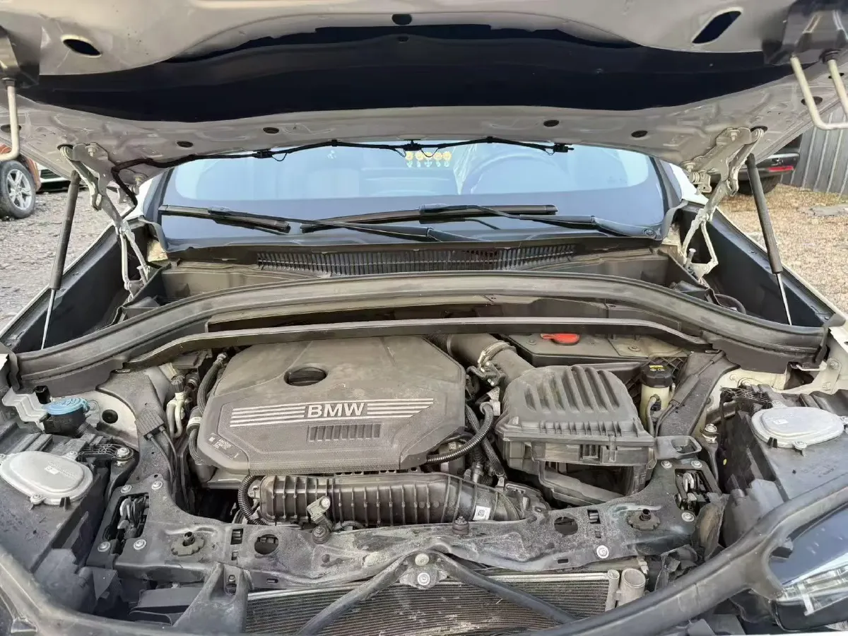 2021 BMW X1 1.5T 140HP L3 7DCT,autocango,china used car exporter,china ev exporter,chinese used car exporter,chinese used ev exporter