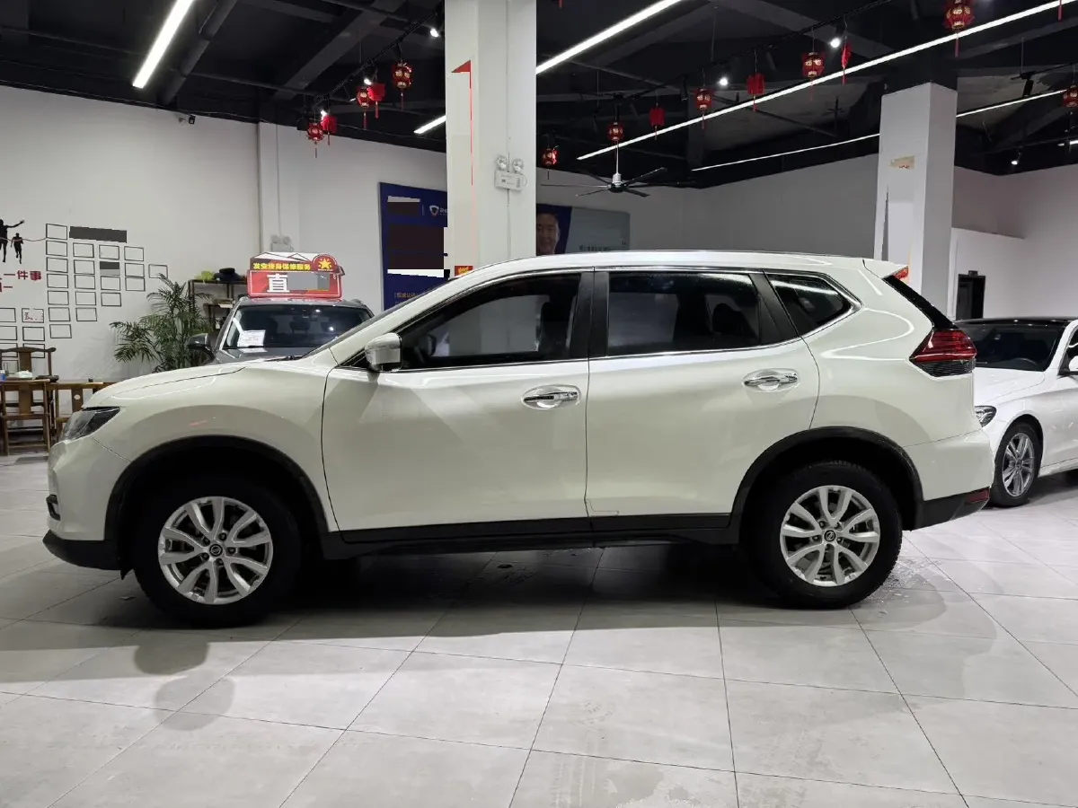 2020 Nissan X-Trail 2.0L 154HP L4 CVT,autocango,china used car exporter,china ev exporter,chinese used car exporter,chinese used ev exporter