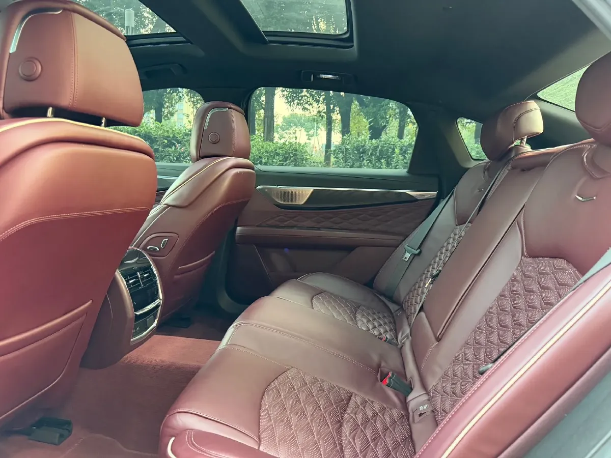 2023 Cadillac CT6 2.0T 237HP L4 10AT,autocango,china used car exporter,china ev exporter,chinese used car exporter,chinese used ev exporter