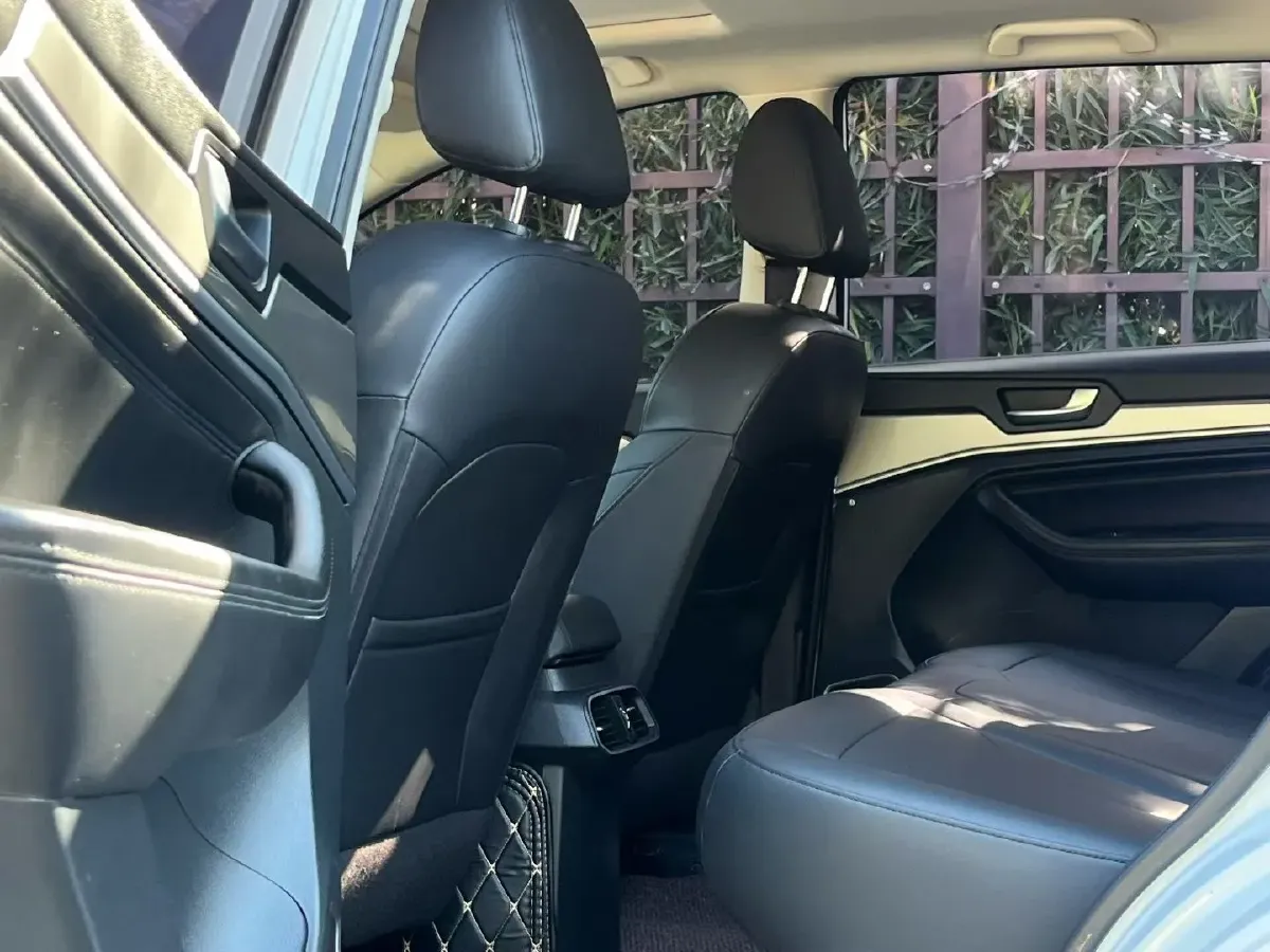 2019 Haval H6 1.5T 150HP L4 7DCT,autocango,china used car exporter,china ev exporter,chinese used car exporter,chinese used ev exporter