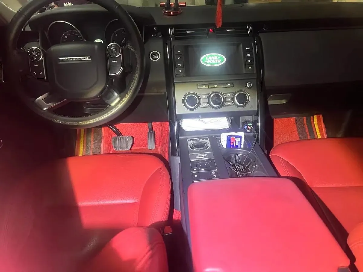 2017 Land Rover Discovery Sport 2.0T 241HP L4 9AT,autocango,china used car exporter,china ev exporter,chinese used car exporter,chinese used ev exporter