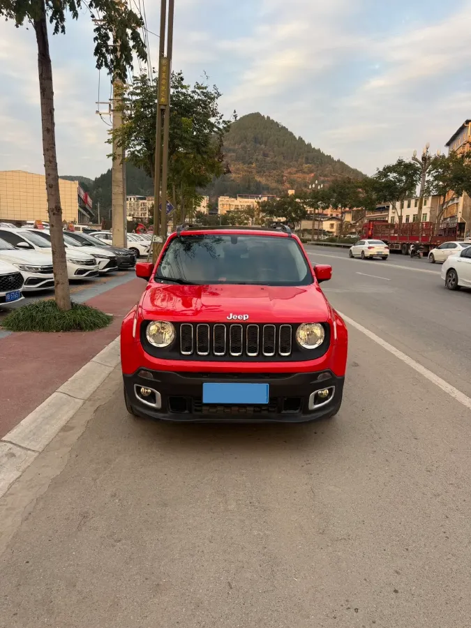 2018 Jeep Renegade 1.4T 150HP L4 7DCT,autocango,china used car exporter,china ev exporter,chinese used car exporter,chinese used ev exporter