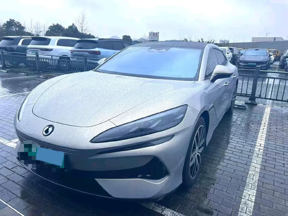 2024 Denza DenzaZ9GT 2.0T 207HP L4 E-CVT PHEV 38.5KWH,autocango,china used car exporter,china ev exporter,chinese used car exporter,chinese used ev exporter