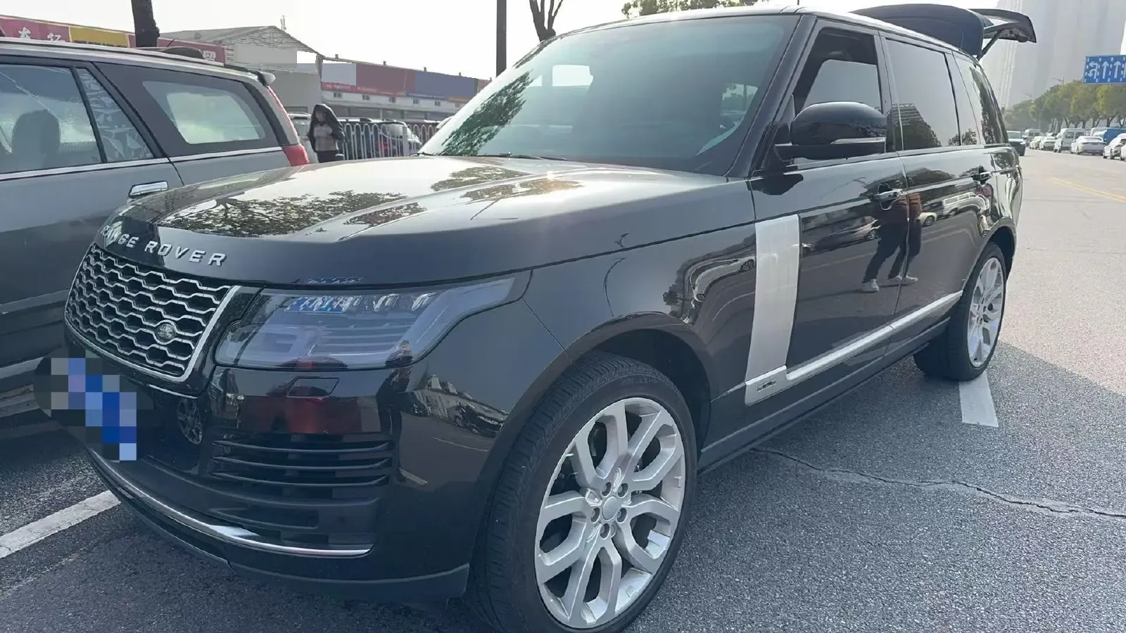 2022 Land Rover Range Rover 3.0T 400HP L6 8AT,autocango,china used car exporter,china ev exporter,chinese used car exporter,chinese used ev exporter